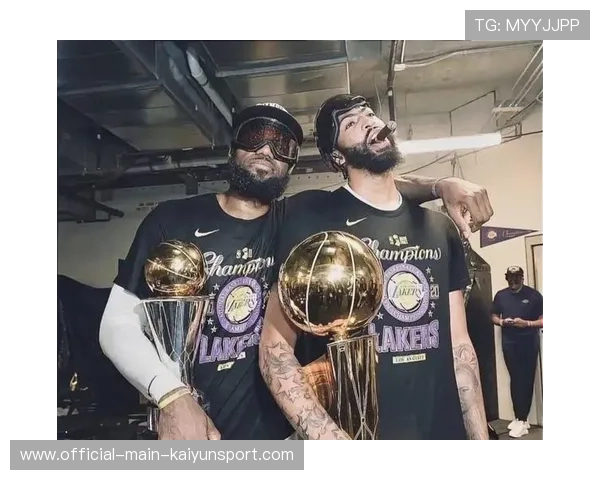 湖人队迎来关键胜利，士气振奋，湖人队v